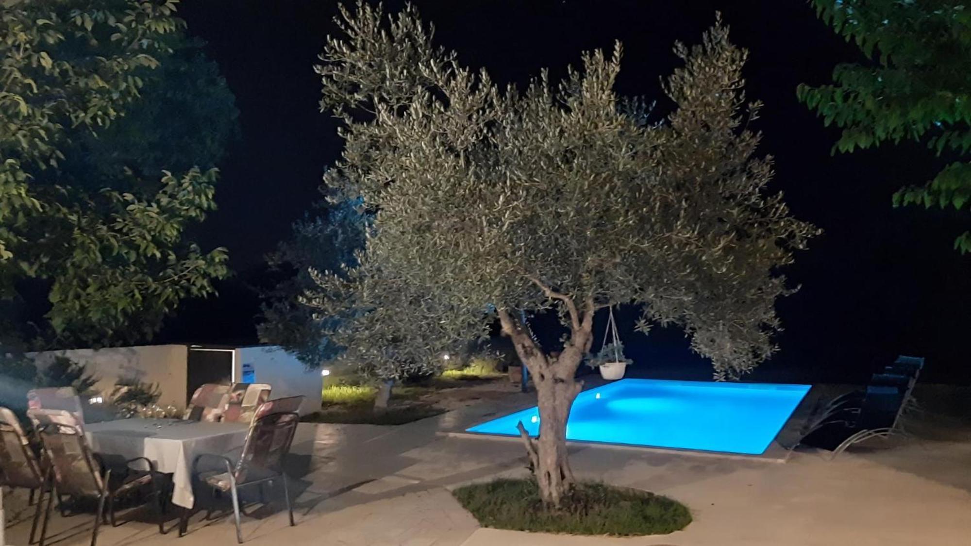 Ferienhaus Aqua Mit Pool Jadreški Buitenkant foto