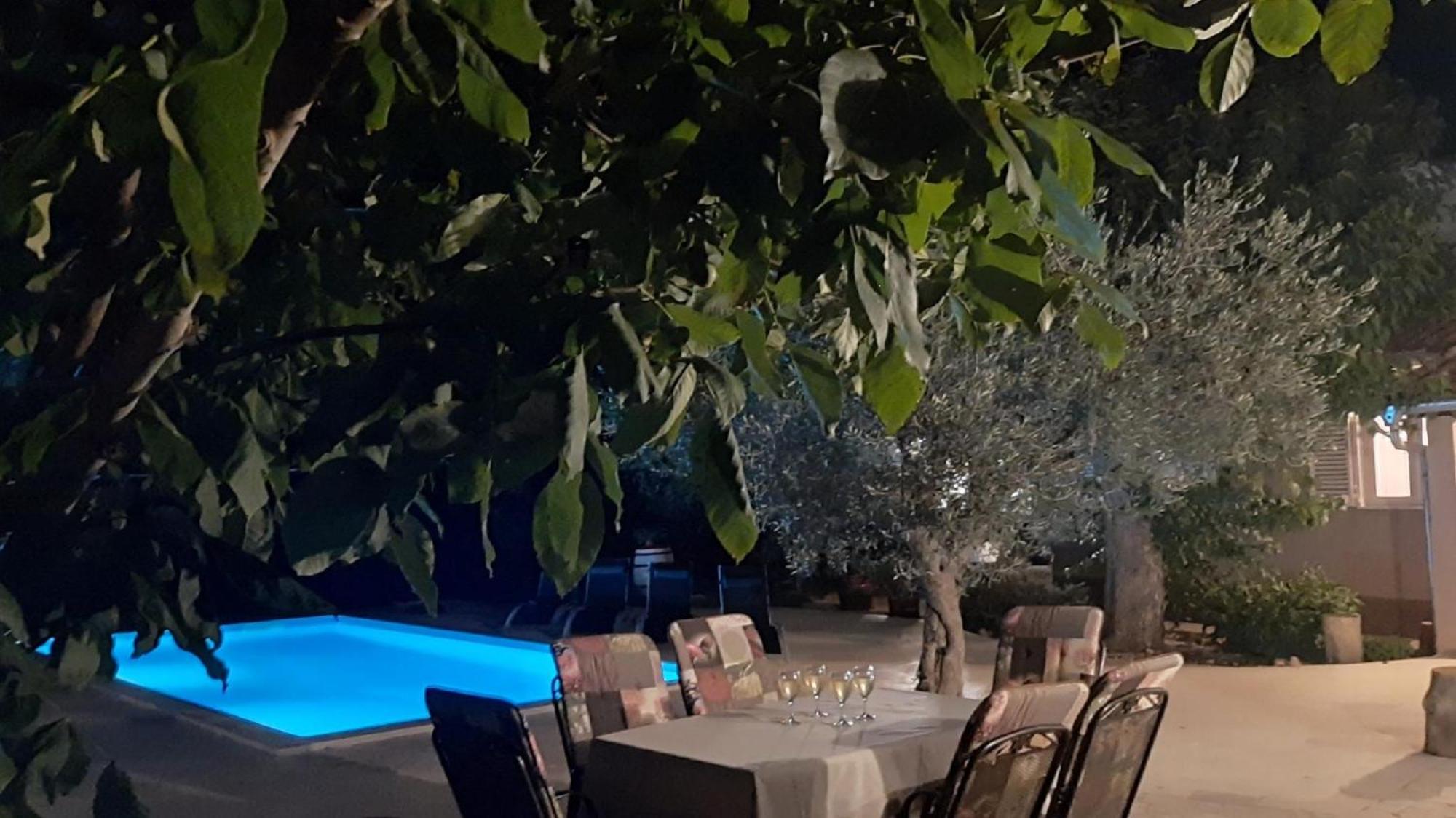 Ferienhaus Aqua Mit Pool Jadreški Buitenkant foto